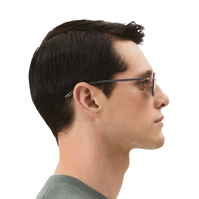 Lunettes de soleil carrées avec monture métallique dorée