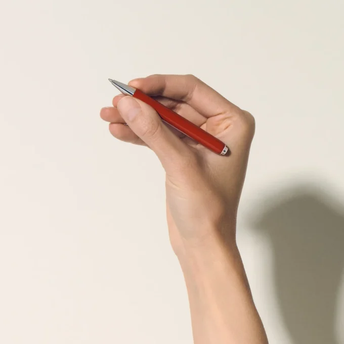 Montblanc Heritage Rouge et Noir « Baby » Édition spéciale Stylo à bille couleur corail