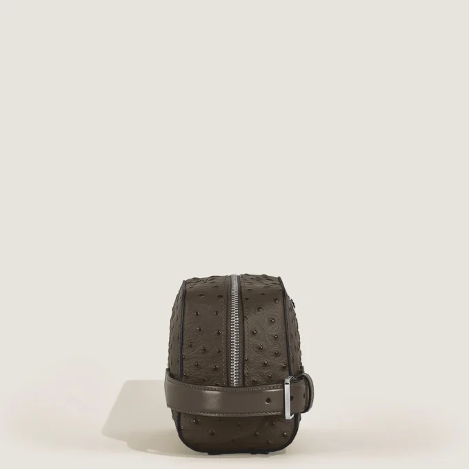 Pochette de toilette en cuir gaufré autruche