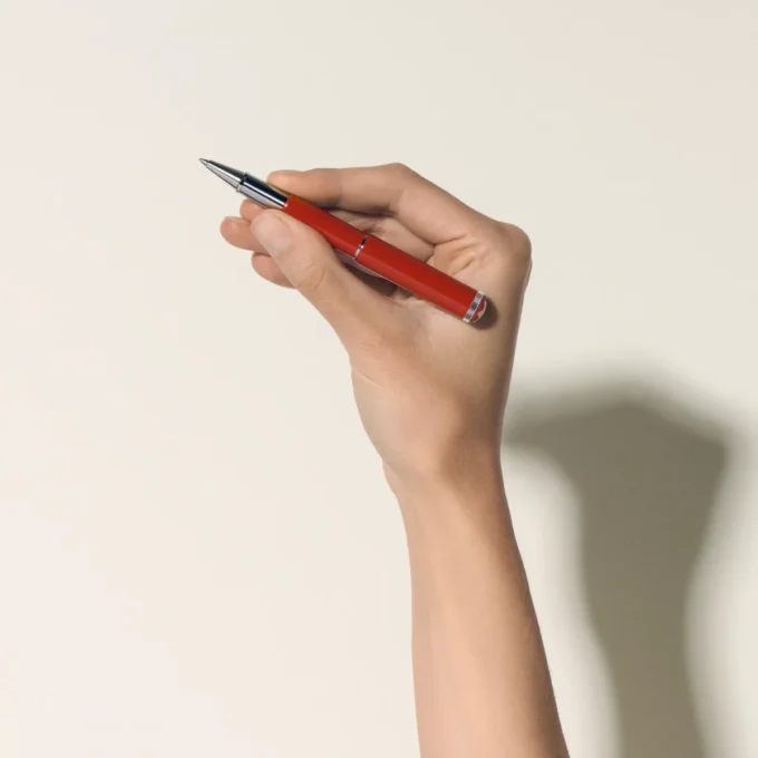 Roller Montblanc Heritage Rouge et Noir « Baby » Édition spéciale couleur corail